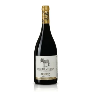 Garrafa do Vinho Burro Velho Signature Reserva 2017 com rótulo de edição limitada em destaque