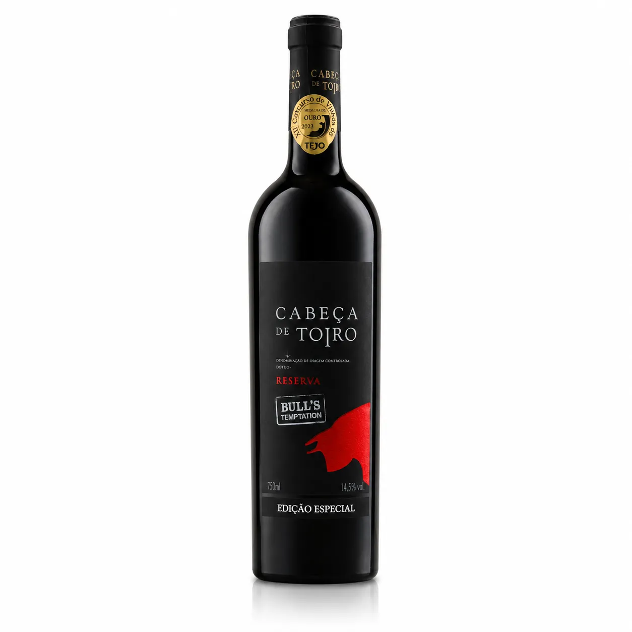 Garrafa de Vinho Cabeça de Toiro Bull's Temptation Tinto em fundo neutro