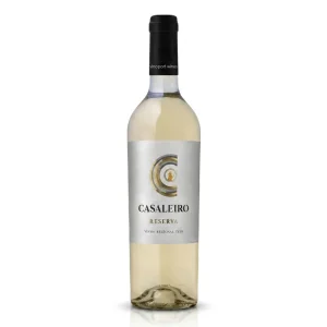 Garrafa de Vinho Casaleiro Reserva Branco destacando o rótulo premium