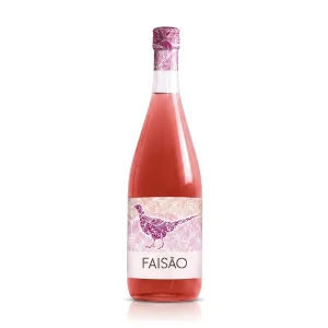 Garrafa de Vinho Faisão Rosé com rótulo característico em fundo branco