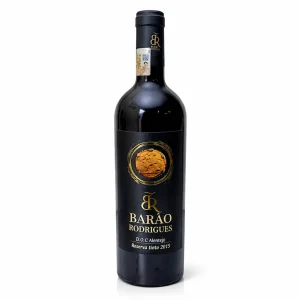 Garrafa do Vinho BR Barão Rodrigues Reserva Tinto 2015 com rótulo de prestígio em destaque