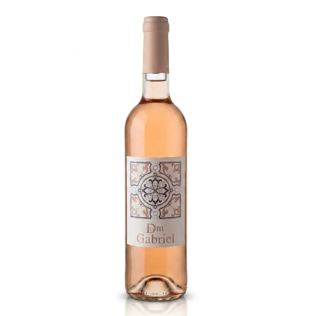Garrafa do Vinho Dom Gabriel Colheita Rosé 2023 com rótulo frontal límpido em destaque